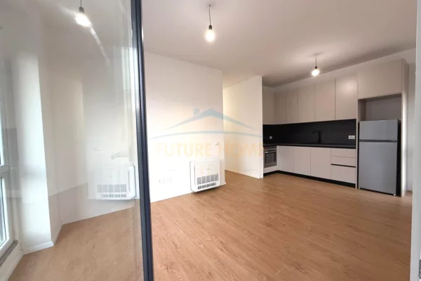 Appartamento in affitto a Tirana 2+1, Vuoto