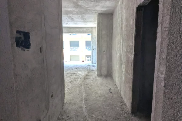 Apartment for sale in Vlora 1+1, Emty