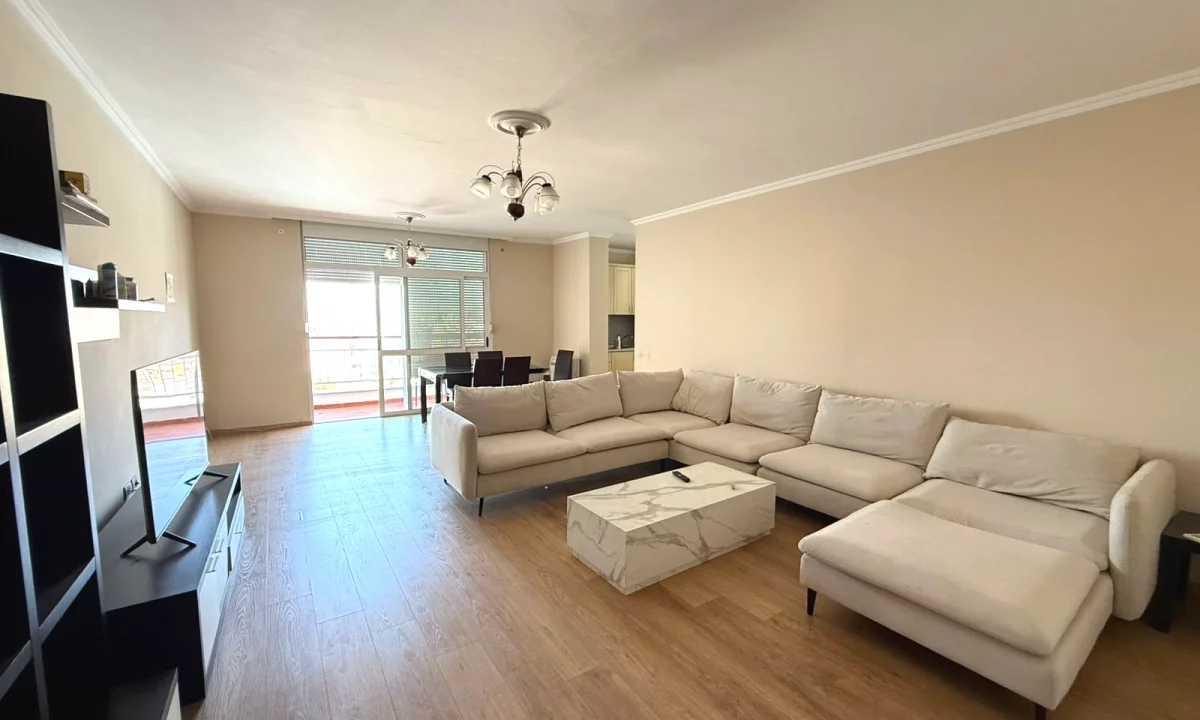 Apartment for sale in Tirana 3+1, Emty
