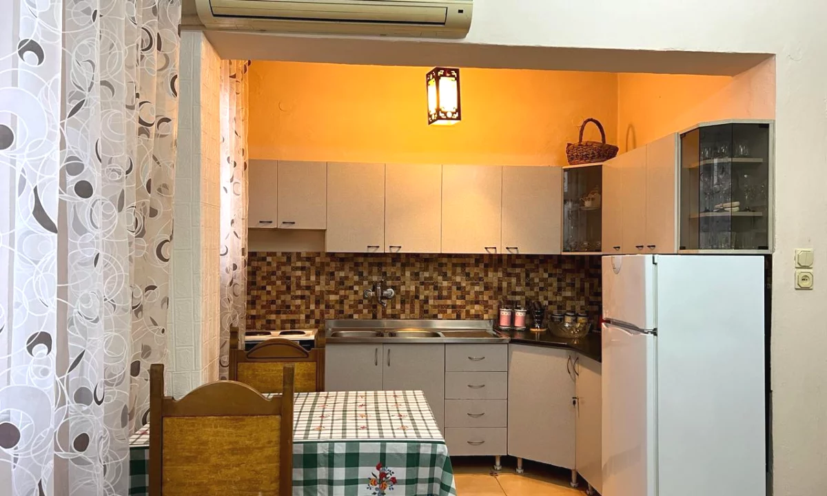 Appartamento in affitto a Scutari 1+1, Arredato