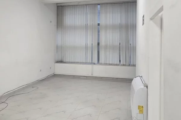 Ambient biznesi me qera 3+1 ne Shkoder - 60,000 Leke