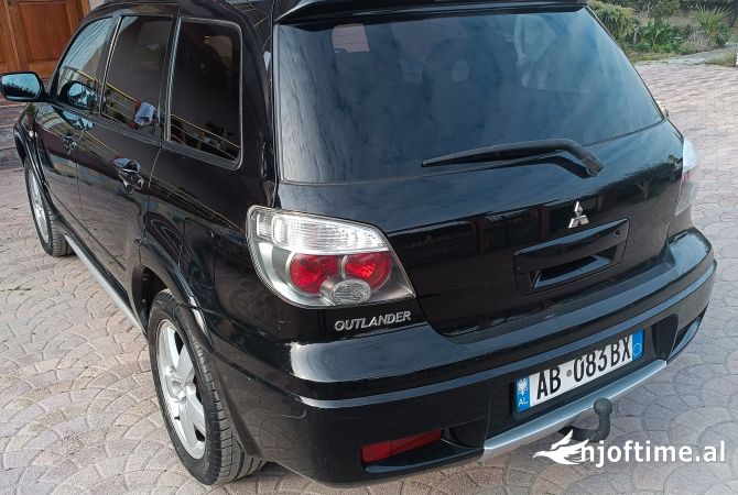 Makina ne shitje ne Tirane - 5,700 Euro