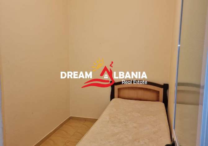Shtepi ne shitje Apartament ne Tirane, 3+1, Mobilimi E mobiluar, Pagesa 83,000  Euro.