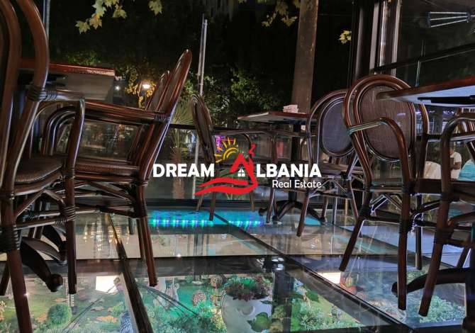 Jepet me qera Bar Restorant Piceri buze rruges se Kavajes prane Condor Center (ID 4271814)