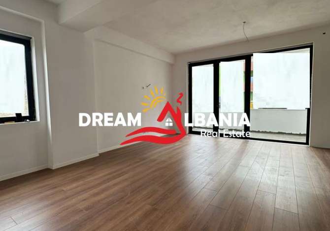 Shtepi ne shitje Apartament ne Tirane, 2+1, Mobilimi Bosh, pa mobiluar, Pagesa 162,000  Euro.