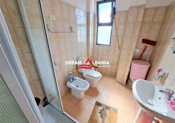 Shtepi ne shitje Apartament ne Tirane, 2+1, Mobilimi E mobiluar, Pagesa 87,000  Euro.