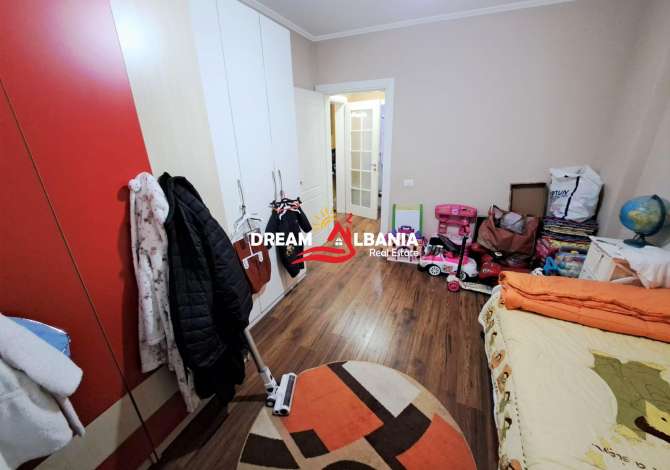 Shtepi me qera Apartament ne Tirane, 2+1, Mobilimi E mobiluar, Pagesa 700  Euro.