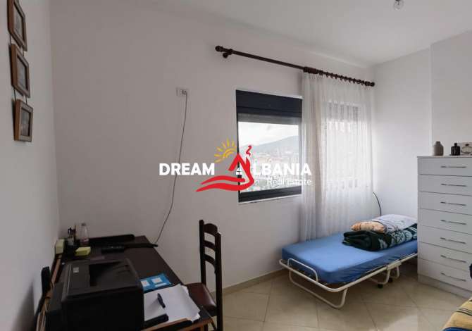 Shtepi ne shitje Apartament ne Tirane, 2+1, Mobilimi E mobiluar, Pagesa 85,000  Euro.