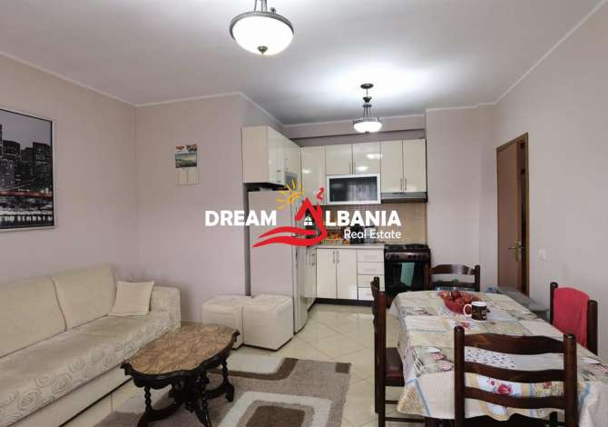 Shtepi ne shitje Apartament ne Tirane, 2+1, Mobilimi E mobiluar, Pagesa 85,000  Euro.