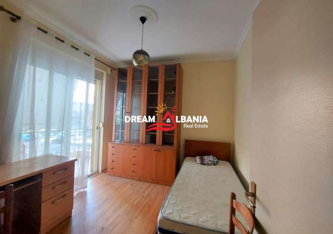 Shtepi me qera 3+1 ne Tirane - 330 Euro