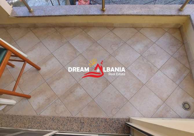 Shtepi me qera Apartament ne Tirane, 3+1, Mobilimi E mobiluar, Pagesa 330  Euro.