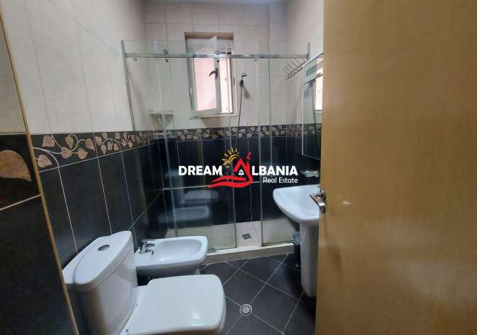 Shtepi me qera Apartament ne Tirane, 3+1, Mobilimi E mobiluar, Pagesa 330  Euro.