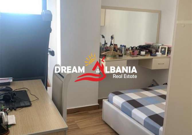 Shtepi ne shitje Apartament ne Tirane, 2+1, Mobilimi E mobiluar, Pagesa 103,000  Euro.