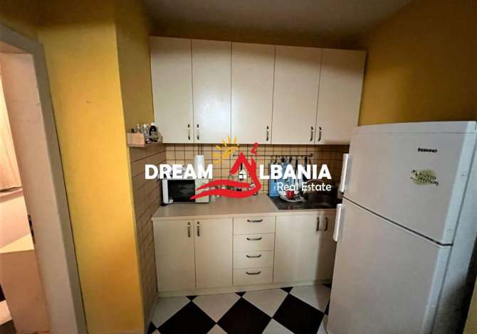 Shtepi ne shitje Apartament ne Tirane, 2+1, Mobilimi E mobiluar, Pagesa 82,000  Euro.