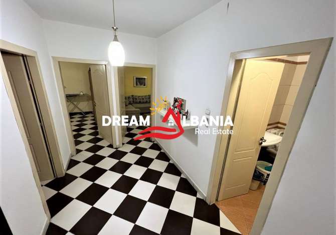 Shtepi ne shitje Apartament ne Tirane, 2+1, Mobilimi E mobiluar, Pagesa 82,000  Euro.