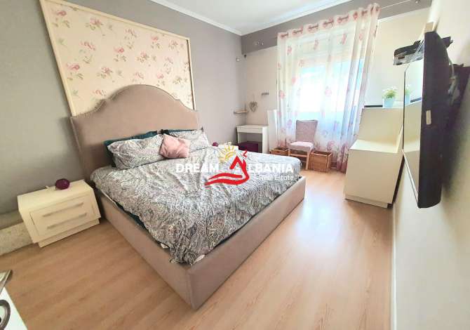 Shtepi me qera 3+1 ne Tirane - 700 Euro