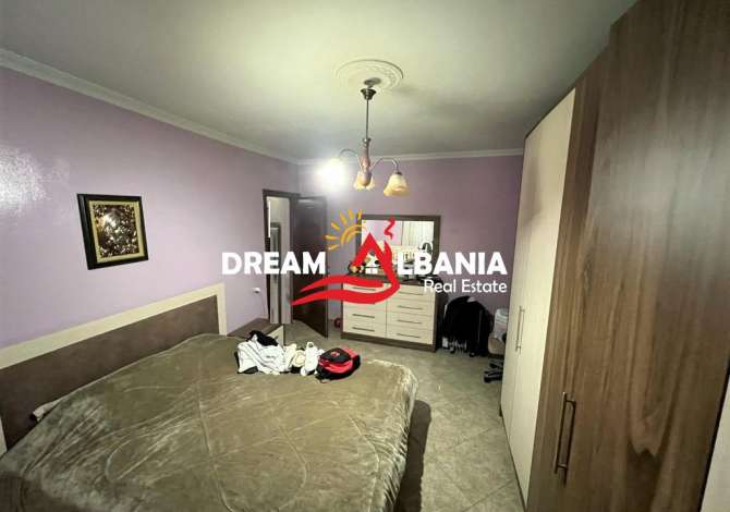 Shtepi ne shitje Apartament ne Tirane, 4+1, Mobilimi E mobiluar, Pagesa 135,000  Euro.