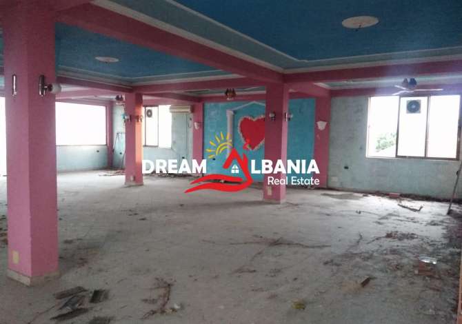 Business Property for Rent 4+1 in Tirana - 350 Euro