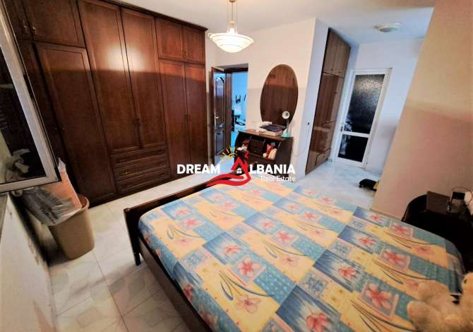 Shtepi ne shitje Apartament ne Tirane, 4+1, Mobilimi Pjeserisht e mobiluar, Pagesa 130,000  Euro.