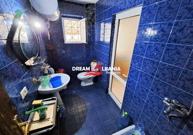 Shtepi ne shitje Apartament ne Tirane, 4+1, Mobilimi Pjeserisht e mobiluar, Pagesa 130,000  Euro.