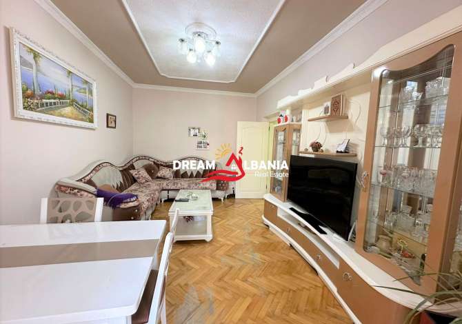 Shtepi ne shitje Apartament ne Tirane, 2+1, Mobilimi E mobiluar, Pagesa 170,000  Euro.
