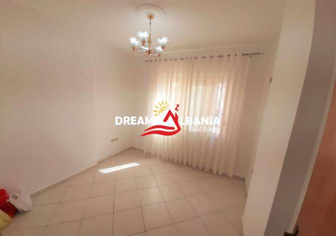 Shtepi ne shitje Apartament ne Tirane, 2+1, Mobilimi Bosh, pa mobiluar, Pagesa 70,000  Euro.