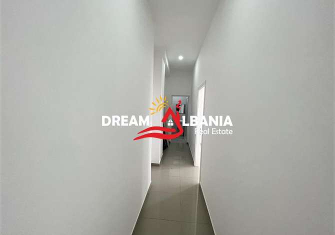 Dyqan ne shitje ne Vasil Shanto prane “Ish Diplomatit” ne Tirane (ID 4171404)