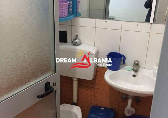 Shtepi ne shitje Apartament ne Tirane, 1+1, Mobilimi E mobiluar, Pagesa 50,000  Euro.