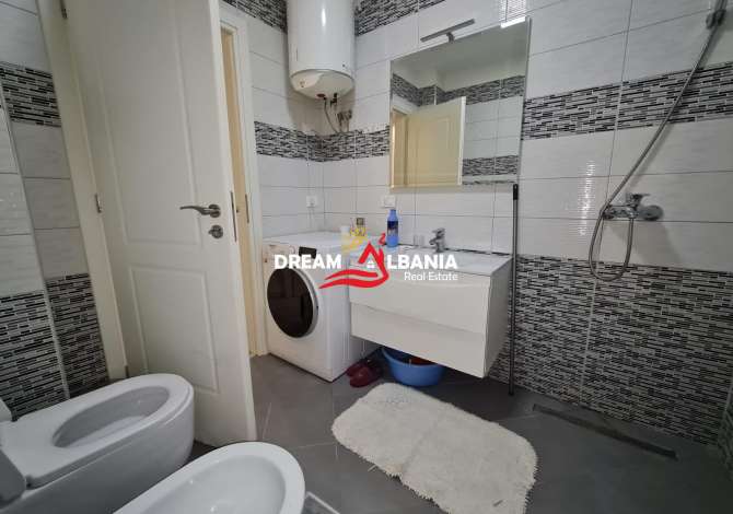 Shtepi me qera Apartament ne Tirane, 2+1, Mobilimi E mobiluar, Pagesa 1,300  Euro.