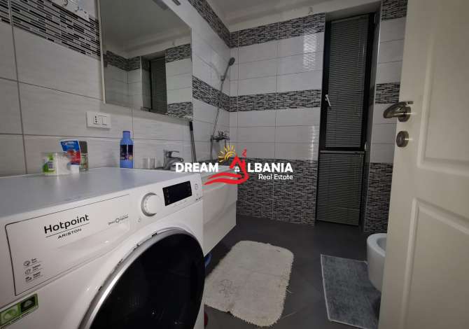 Shtepi me qera Apartament ne Tirane, 2+1, Mobilimi E mobiluar, Pagesa 1,300  Euro.