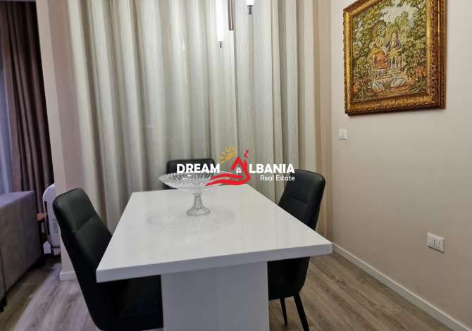 Shtepi me qera Apartament ne Tirane, 2+1, Mobilimi E mobiluar, Pagesa 1,300  Euro.