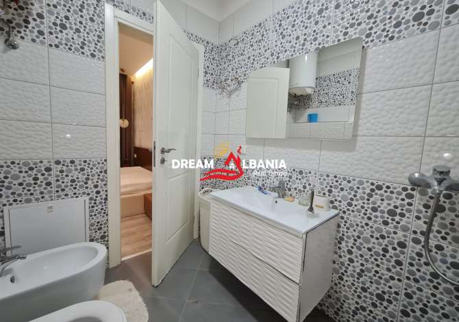 Shtepi me qera Apartament ne Tirane, 2+1, Mobilimi E mobiluar, Pagesa 1,300  Euro.