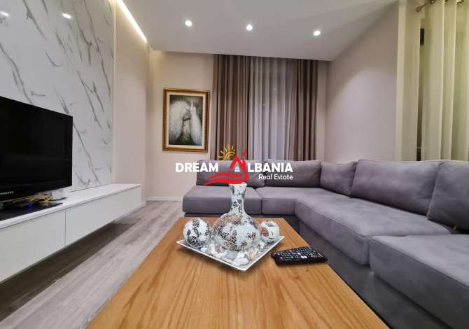 Shtepi me qera 2+1 ne Tirane - 1,300 Euro