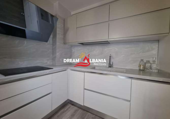 Shtepi me qera Apartament ne Tirane, 2+1, Mobilimi E mobiluar, Pagesa 1,300  Euro.