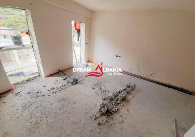 Shtepi ne shitje Apartament ne Tirane, 1+1, Mobilimi Bosh, pa mobiluar, Pagesa 84,000  Euro.