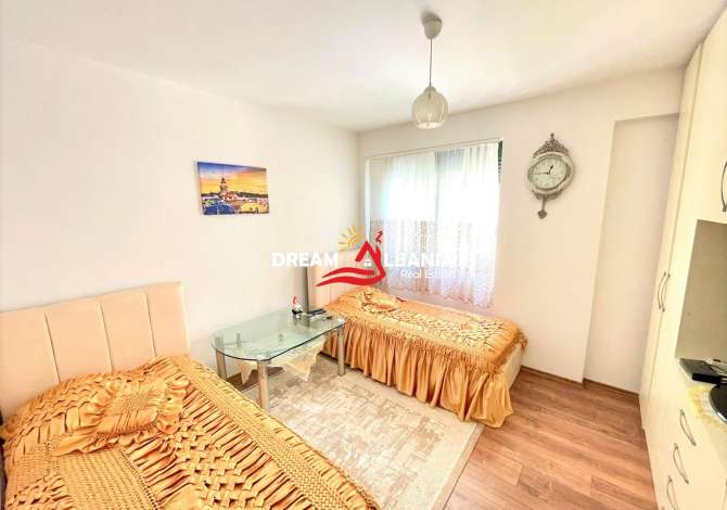 Shtepi ne shitje Apartament ne Tirane, 3+1, Mobilimi E mobiluar, Pagesa 148,000  Euro.