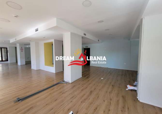 Ambient biznesi me qera 3+1 ne Tirane - 4,000 Euro