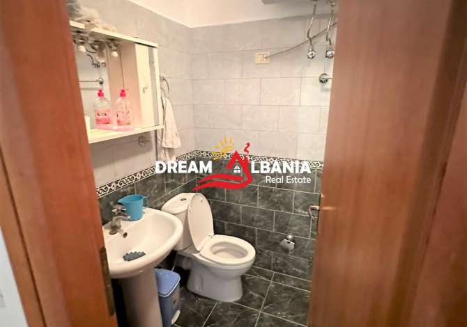 Shtepi ne shitje Apartament ne Tirane, 1+1, Mobilimi E mobiluar, Pagesa 85,000  Euro.