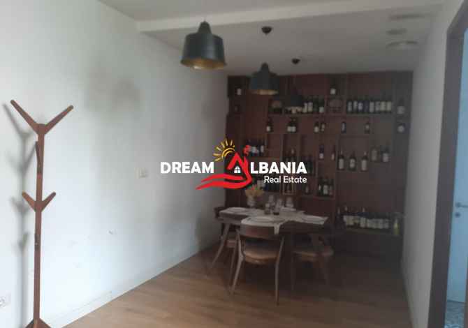 Bar-Restorant me qera ne zonen e Bllokut, prane Kopshtit 31ne Tirane (ID 4271424)