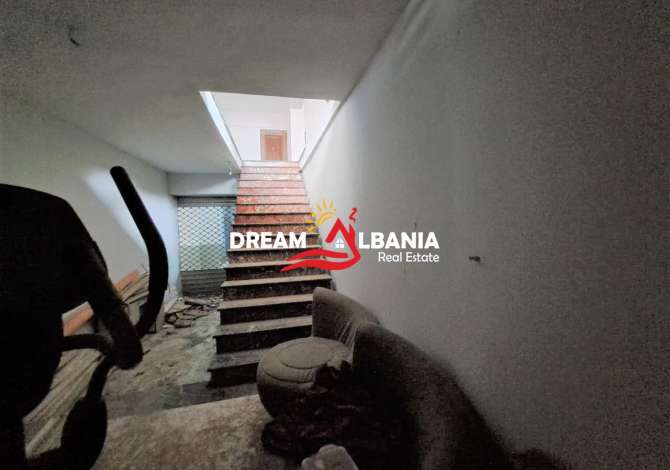 Ambient biznesi me qera 3+1 ne Tirane - 6,500 Euro