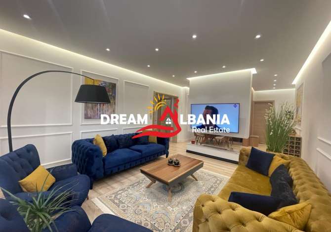 Shtepi me qera 3+1 ne Tirane - 2,500 Euro