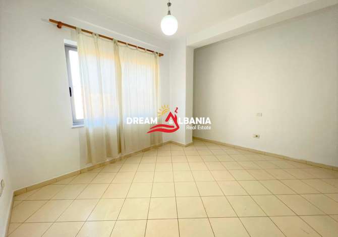 Shtepi ne shitje Apartament ne Tirane, 2+1, Mobilimi Bosh, pa mobiluar, Pagesa 90,000  Euro.