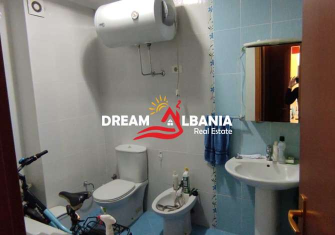 Shtepi ne shitje Apartament ne Tirane, 2+1, Mobilimi Pjeserisht e mobiluar, Pagesa 185,000  Euro.