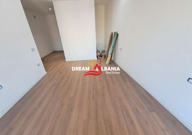 Shtepi ne shitje Apartament ne Tirane, 3+1, Mobilimi Bosh, pa mobiluar, Pagesa 280,000  Euro.