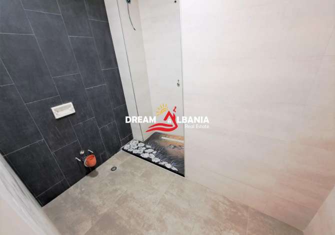 Shtepi ne shitje Apartament ne Tirane, 3+1, Mobilimi Bosh, pa mobiluar, Pagesa 280,000  Euro.