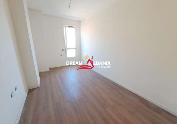 Shtepi ne shitje Apartament ne Tirane, 3+1, Mobilimi Bosh, pa mobiluar, Pagesa 280,000  Euro.