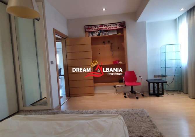 Shtepi ne shitje Duplex(shtepi me 2 kate) ne Tirane, 3+1, Mobilimi E mobiluar, Pagesa 630,000  Euro.