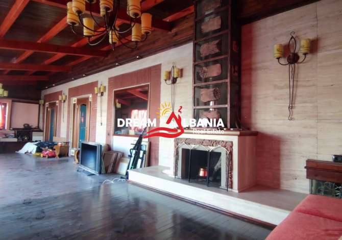 Shtepi ne shitje Duplex(shtepi me 2 kate) ne Tirane, 3+1, Mobilimi E mobiluar, Pagesa 630,000  Euro.
