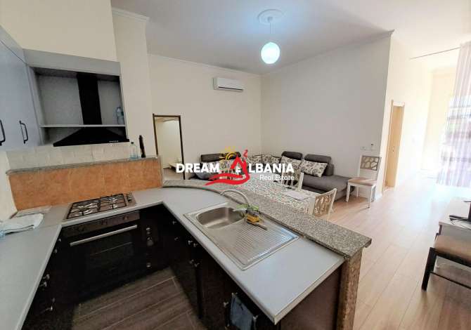 Shtepi ne shitje Duplex(shtepi me 2 kate) ne Tirane, 1+1, Mobilimi E mobiluar, Pagesa 78,000  Euro.