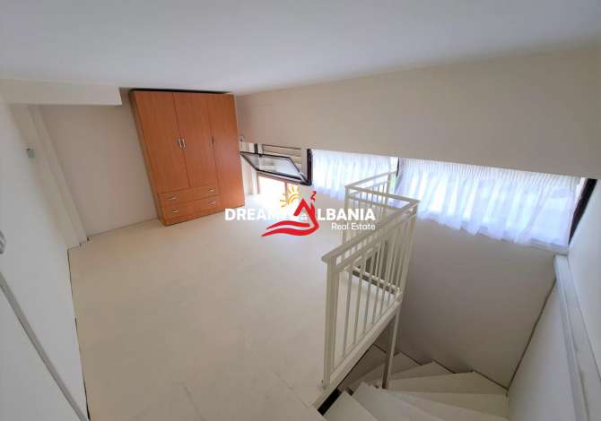 Shtepi ne shitje Duplex(shtepi me 2 kate) ne Tirane, 1+1, Mobilimi E mobiluar, Pagesa 78,000  Euro.